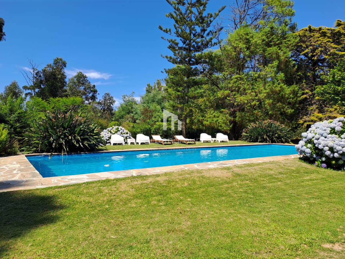 Hermosa Casa Reciclada - Zona Golf