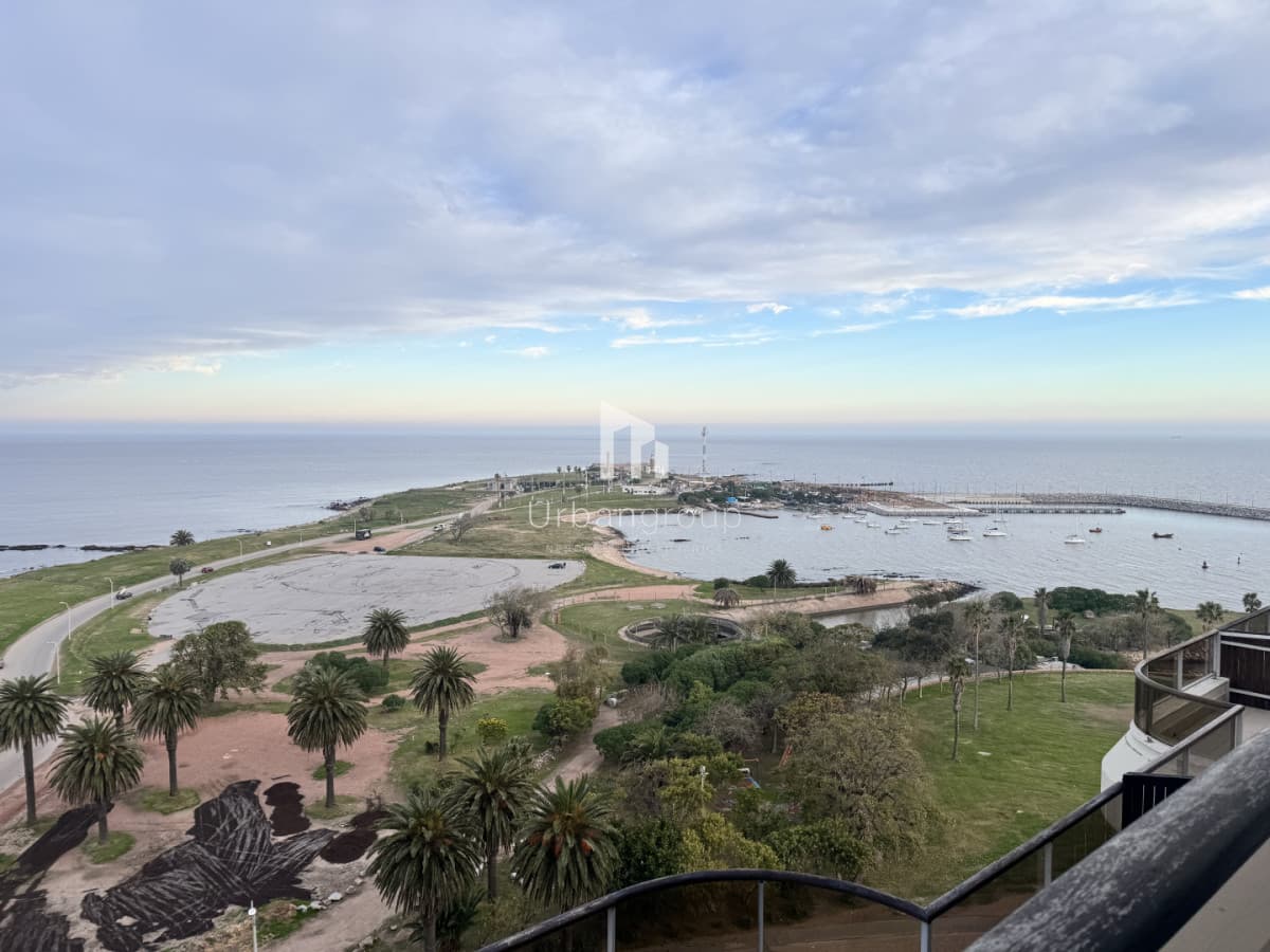 Apartamento en venta Punta Carretas, Golf, 3 suites penthouse con Piscina y Barbacoa