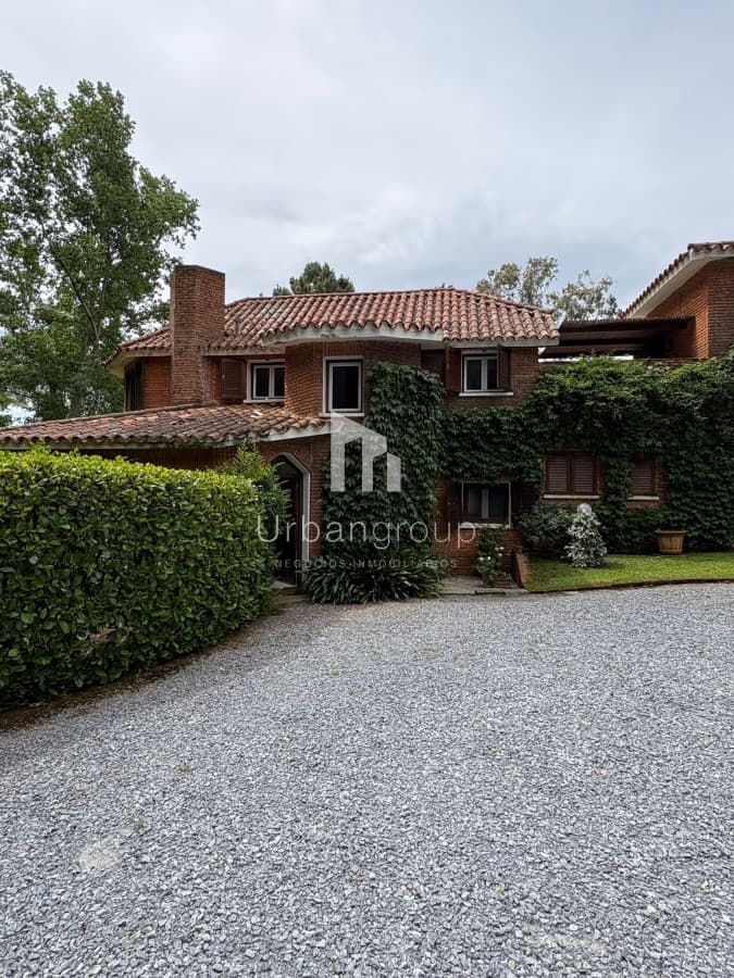 Chalet en Tenis Ranch en Alquiler Anual