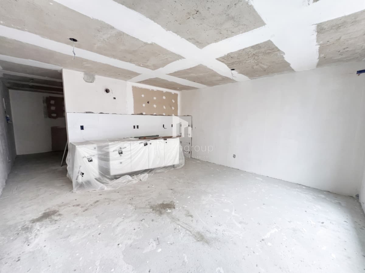 Apartamento en Venta 2 Dormitorios, Cordón, Tres Cruces. Edificio Génova I